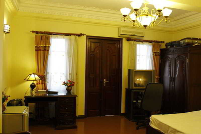 Lucky 2 Hotel & Travel Hanoi Room photo